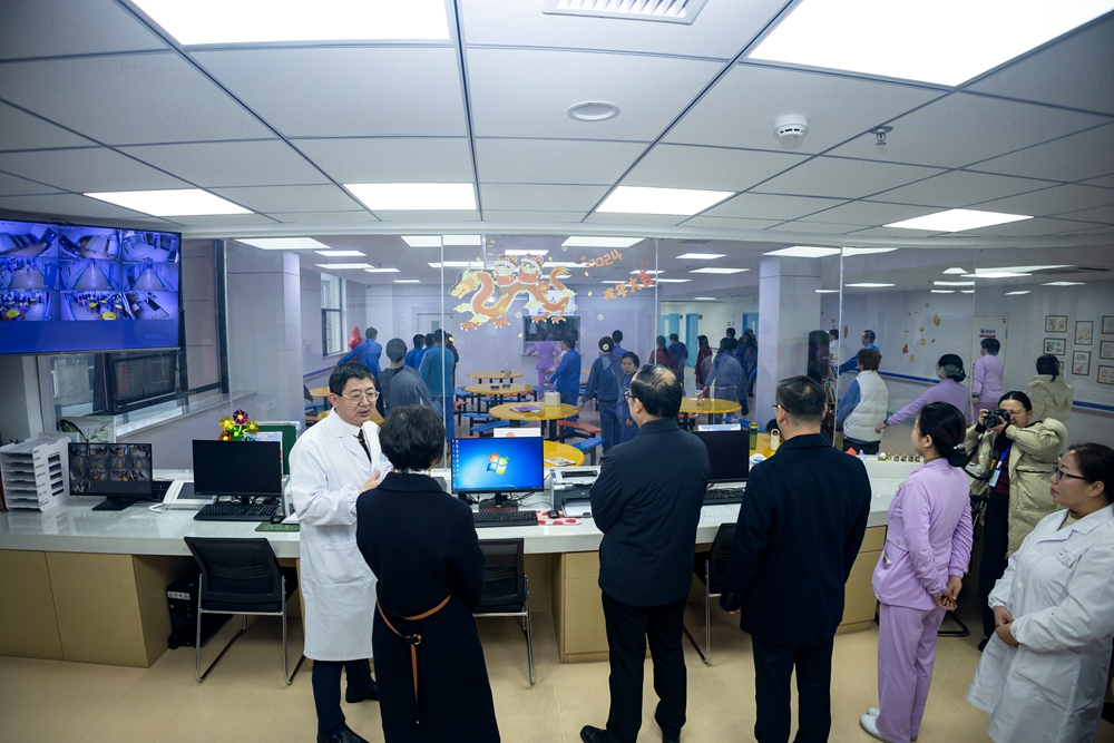 1763168375114653.jpg 20241204三级专科医院暨湖医药附属茅箭医院揭牌仪式-李军 摄-86.jpg